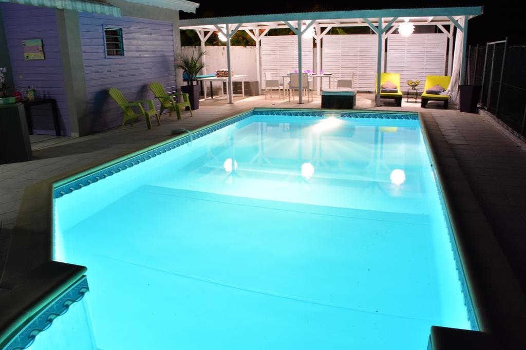 Villa Amethyste Avec Grande Piscine Privee, Jardin Clos, Parking Prive Le Robert Exterior photo